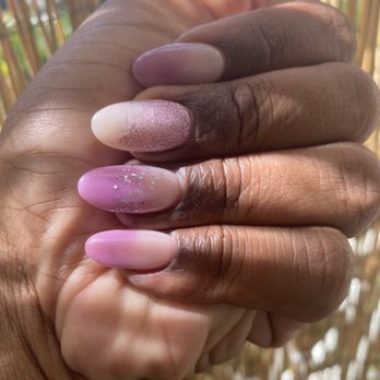 Avalon Nail Bar - Nail Salons Near Me - Long Beach, California