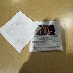 McDonald's - Perfect 10 piece besties box!