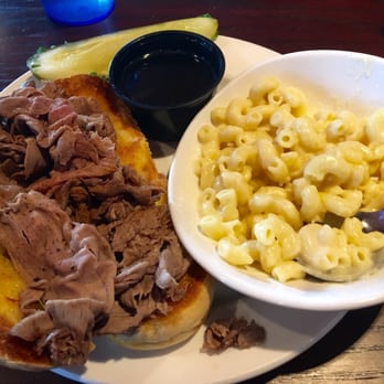 Syberg's O'Fallon - Open-faced beef sandwich with white cheddar Mac & Cheese - Sports Bars Near Me - O'Fallon, Illinois Syberg's O'Fallon - Open-faced beef sandwich with white cheddar Mac & Cheese - Sports Bars Near Me - O'Fallon, Illinois