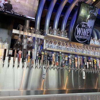 Yard House - Draft Beer - New American Near Me - Bakersfield, California