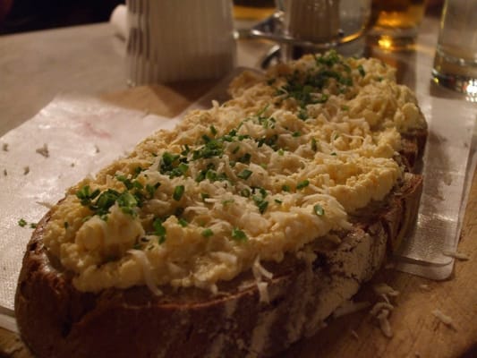 Kleines Café by null