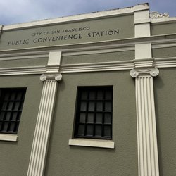 Public Convenience Station - @ Taraval & Great Highway