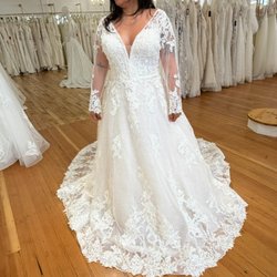 Adrienn Braun Couture - Original dress with sleeves that I wasn't too crazy about