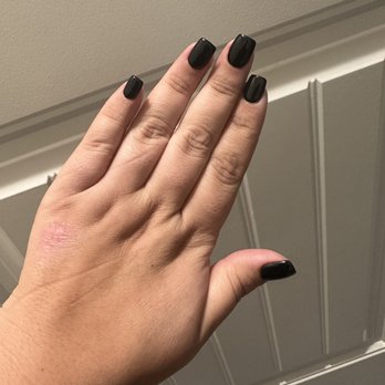 City Nails & Spa - Full set black gel - Nail Salons Near Me - Hemet, California