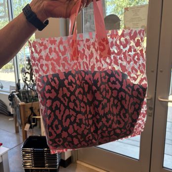 Sip & Shop - Cute shopping bag! - Jewelry Near Me - Gilbert, Arizona