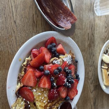 Fratelli Cafe - Coffee & Tea Near Me - Los Angeles, California