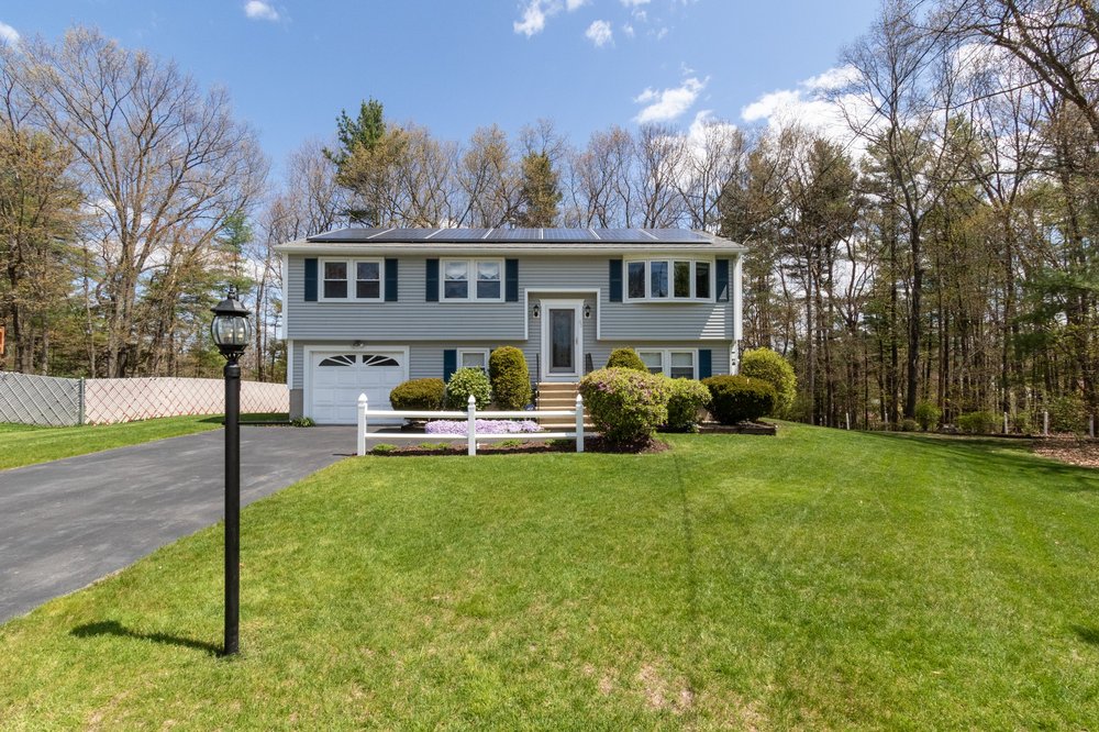 KRISTIN DUNKLEE BHHS VERANI REALTY Contact Agent 32 Photos 197