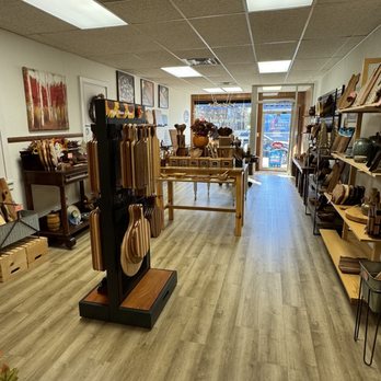 Cutting Boards and More - View of shop - Gift Shops Near Me - Sturgeon Bay, Wisconsin Cutting Boards and More - View of shop - Gift Shops Near Me - Sturgeon Bay, Wisconsin