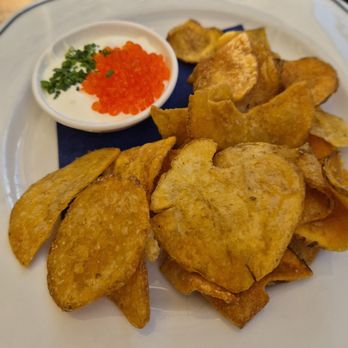 Bunny's Buckets & Bubbles - Caviar & Chips - Chicken Shop Near Me - Baltimore, Maryland Bunny's Buckets & Bubbles - Caviar & Chips - Chicken Shop Near Me - Baltimore, Maryland
