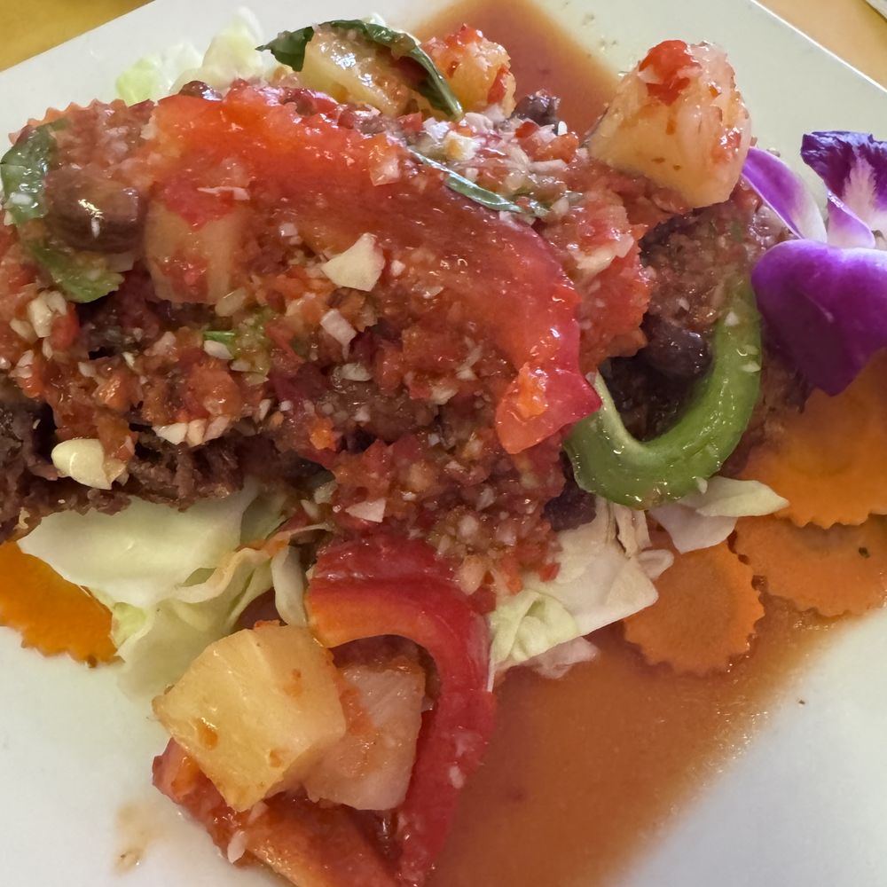 Thai Am - Gaeng Ped OK but veggies were raw - Thai Near Me - Clearwater, Florida