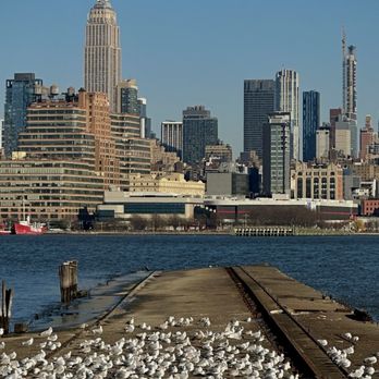 Pier 13 - Food Trucks Near Me - Hoboken, New Jersey