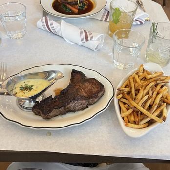 Bar Colline - Steak Frites and duck - French Near Me - Arlington, Virginia Bar Colline - Steak Frites and duck - French Near Me - Arlington, Virginia