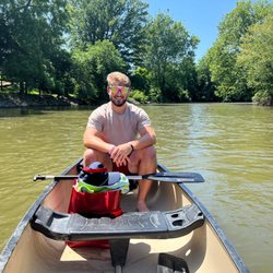River Village Kayak & Conoe