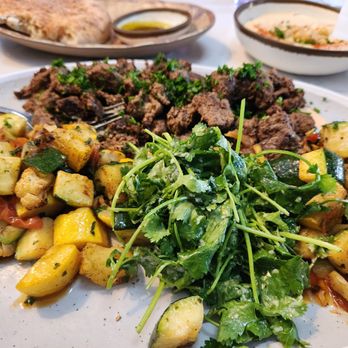 Meddys - Beef Main Plate - Mediterranean Near Me - Prairie Village, Kansas Meddys - Beef Main Plate - Mediterranean Near Me - Prairie Village, Kansas