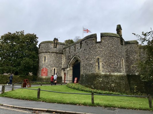 Arundel Castle by null
