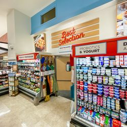 Mollie Stone's - Mollie Stone's Tower Market Grocery in Twin Peaks San Francisco