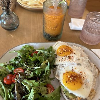 Hatch 44 Cafe - Avocado toast and Hatchatarian - Cafes Near Me - Metuchen, New Jersey