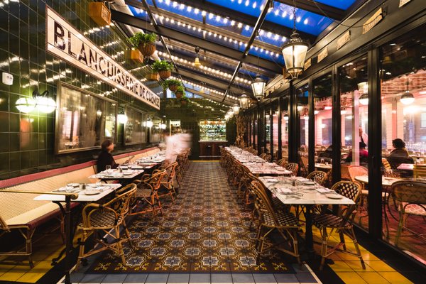 Le Diplomate by null