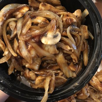 Little V - Black Pepper Sauce Chicken - Vietnamese Near Me - League City, Texas Little V - Black Pepper Sauce Chicken - Vietnamese Near Me - League City, Texas