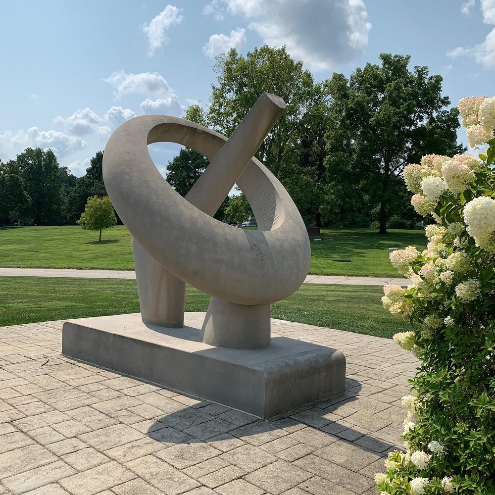 Sundial Indiana CROWN HILL EQUATORIAL SUNDIAL - Updated January 2025 - 700 W 38th St ...