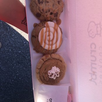 Crumbl - Lutz - Chocolate chip cookie, slated caramel cheesecake cookie, pumpkin pie cookie, frosted sugar cookie - Bakeries Near Me - Lutz, Florida