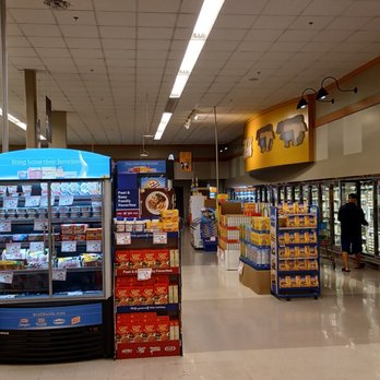 Nellis AFB Commissary - Bakeries Near Me - Nellis AFB, Nevada