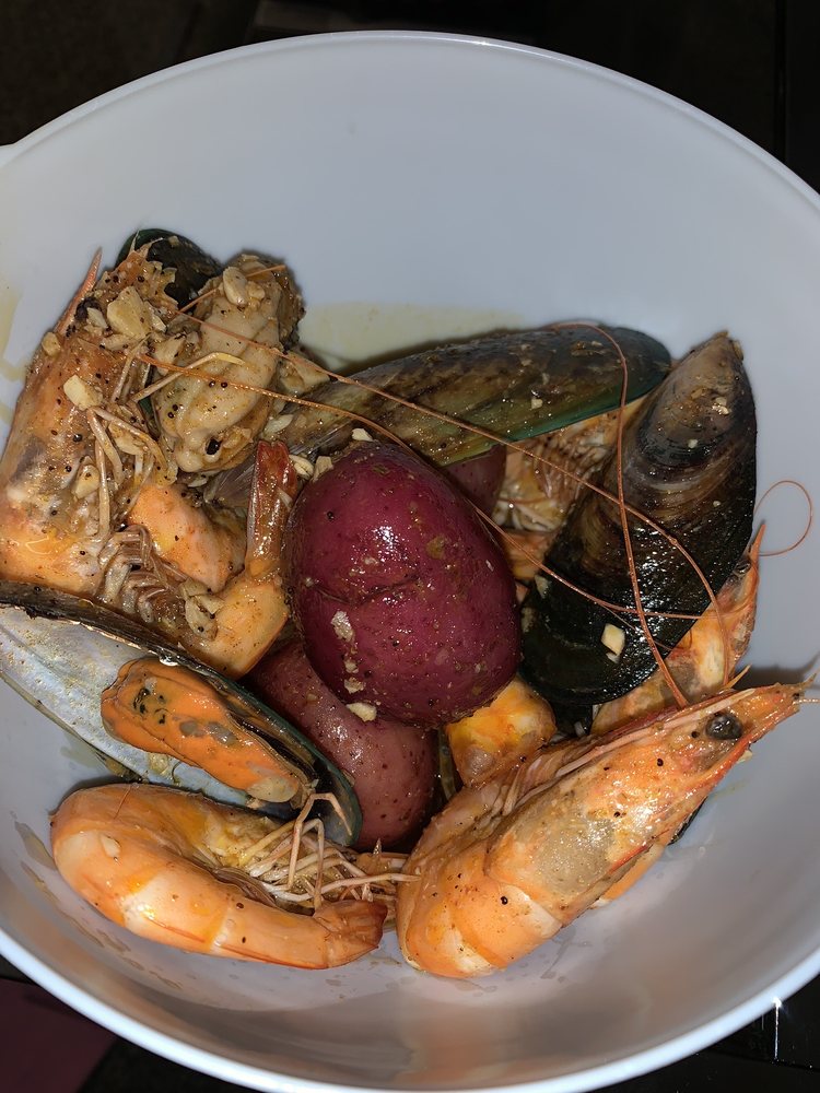 RED CRAB JUICY SEAFOOD Updated October 2024 80 Photos & 52