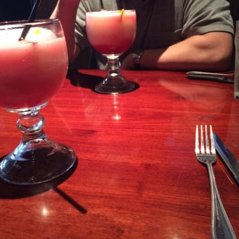 Cheddar's Scratch Kitchen - The sangria swirl - American Near Me - Aurora, Colorado