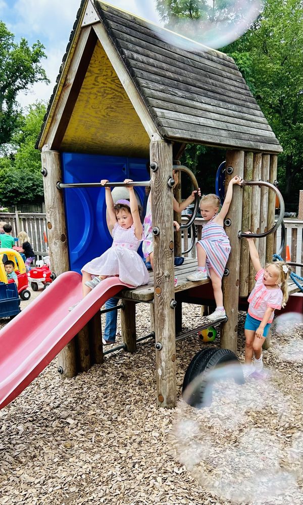 Spring Valley Montessori Academy - childcare center in Bethesda, MD