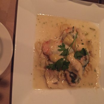Nabruzzi Trattoria - Chicken Florentine - Italian Near Me - Lutz, Florida Nabruzzi Trattoria - Chicken Florentine - Italian Near Me - Lutz, Florida