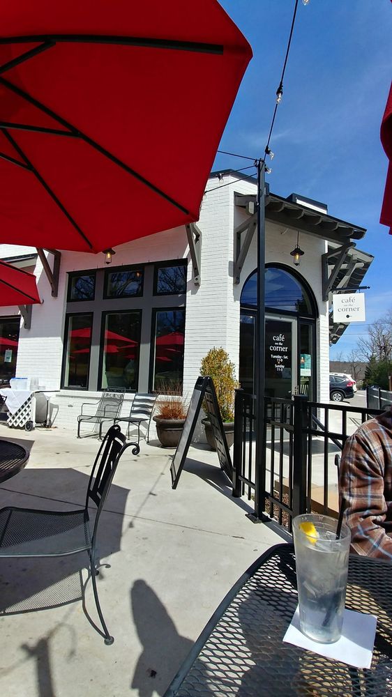 Cafe On The Corner 135 Photos 156 Reviews Comfort Food 6 Scenic Hwy Lookout Mountain Tn Restaurant Reviews Phone Number