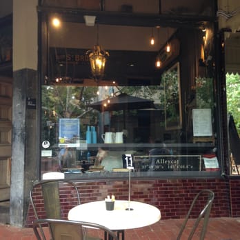 Alleycat Cafe - Restaurants Near Me - Canterbury, VIC