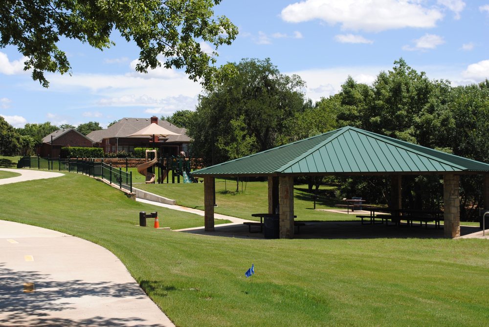 Bruce Lockhart Lions Club Park Logo