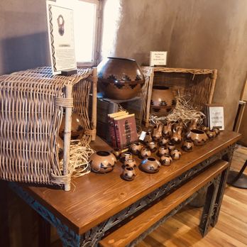 Arizona - At the gift shop. - Landmarks & Historical Buildings Near Me - Tempe, Arizona
