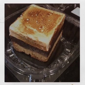 Fluff Bake Bar - S'mores - Bakeries Near Me - Houston, Texas Fluff Bake Bar - S'mores - Bakeries Near Me - Houston, Texas