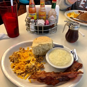 Bailey's Restaurant - American Near Me - Spring, Texas Bailey's Restaurant - American Near Me - Spring, Texas