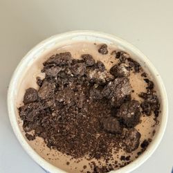 Yaaas Tea - Cookies and cream gelato