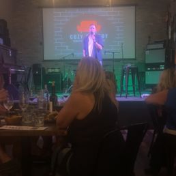 THE LAKESIDE TAVERN - Updated December 2025 - 37 Photos & 26 Reviews