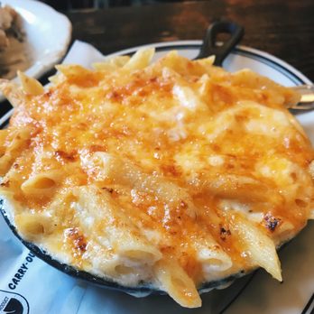 Jacob's Pickles - Mac and Cheese- so creamy and rich with the perfect cheese pull, very oily though - Comfort Food Near Me - New York, New York