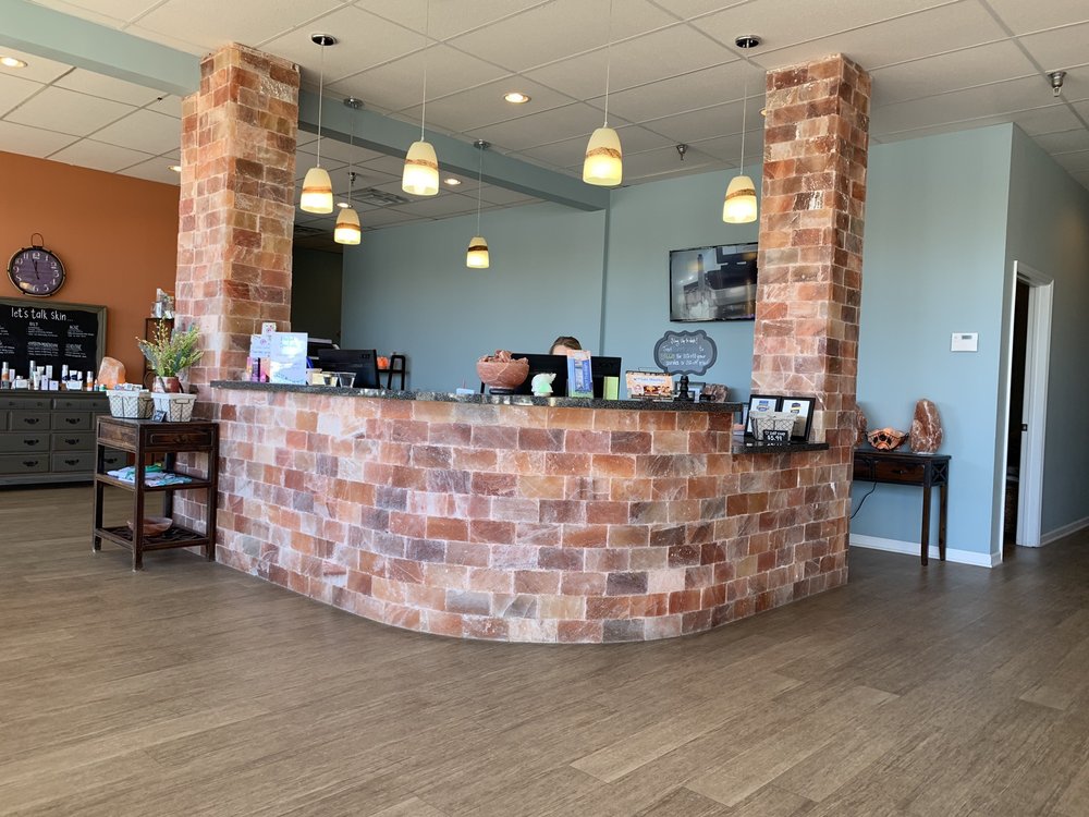 SALT MEDSPA HENDERSONVILLE 16 Photos & 19 Reviews 393 E Main St