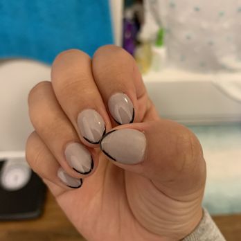 Venice Nail & Spa - Top coat coming off. - Nail Salons Near Me - Buda, Texas Venice Nail & Spa - Top coat coming off. - Nail Salons Near Me - Buda, Texas