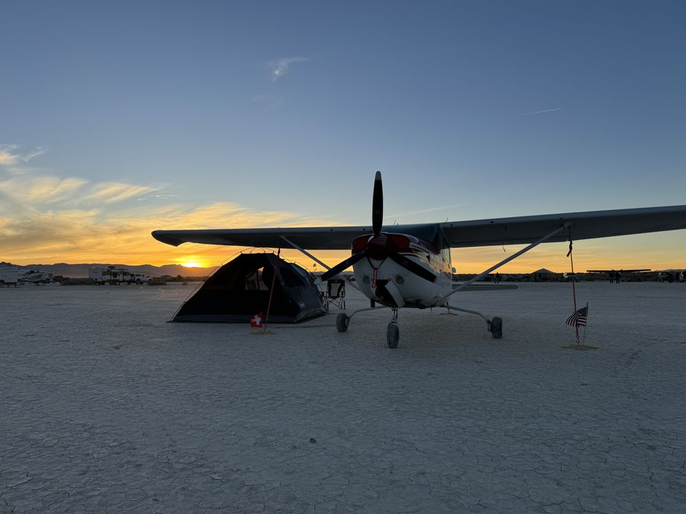 OHIO FLIGHT CENTER Updated October 2024 13 Photos 44050 Russia Rd