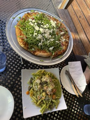 Kaos Pizzeria by null