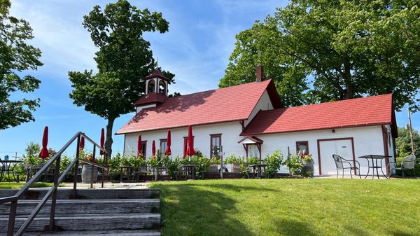 Peninsula Cellars by null