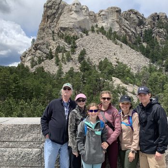 Mount Rushmore National Memorial - The most popular spot for a photo - Landmarks & Historical Buildings Near Me - Keystone, South Dakota