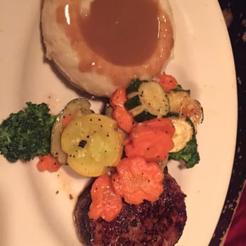 Stubrik's Steakhouse - Filet mignon wrapped in bacon - Steakhouses Near Me - Fullerton, California