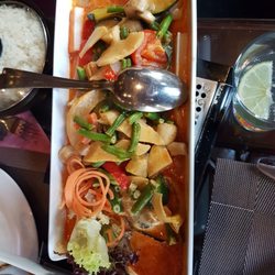 Thaihaus Lemongrass - Rotes Thaicurry mit Meeresfrüchten