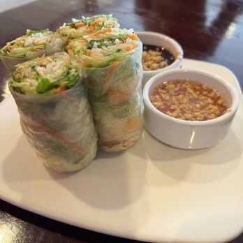 Thai Table - spring roll - Thai Near Me - Plymouth, Minnesota