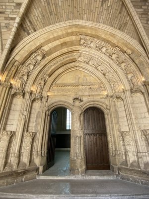 Palais des Papes by null