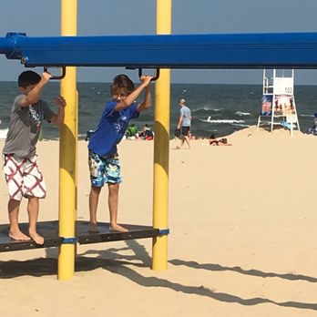 Silver Beach County Park - The beach and a playground?! It doesn't get any better than that!!! - Parks Near Me - Saint Joseph, Michigan